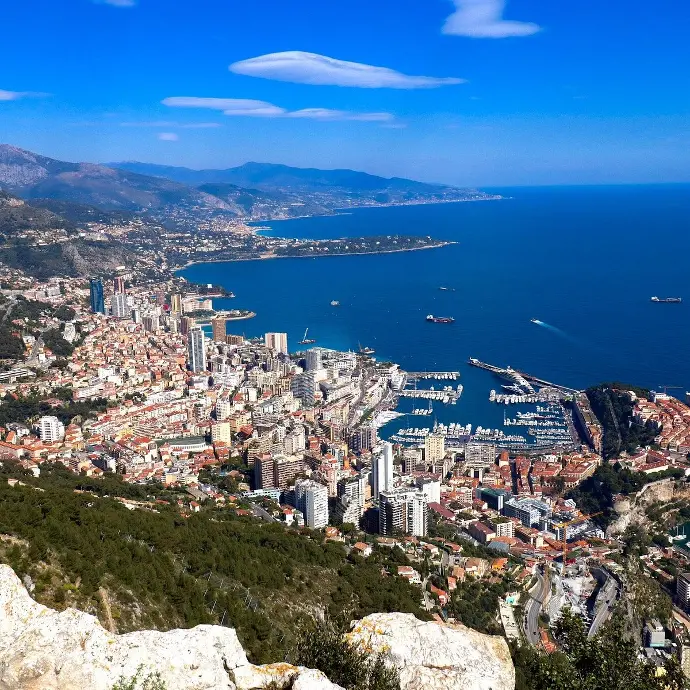Vue de Monaco depuis les hauteurs